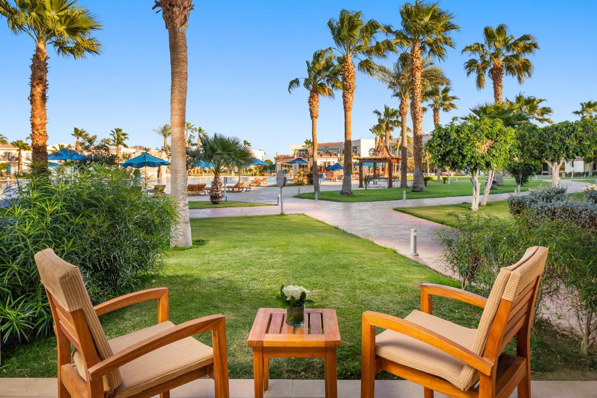 Doubletree By Hilton Sharks Bay Resort Шарм-еш-Шейх Екстер'єр фото