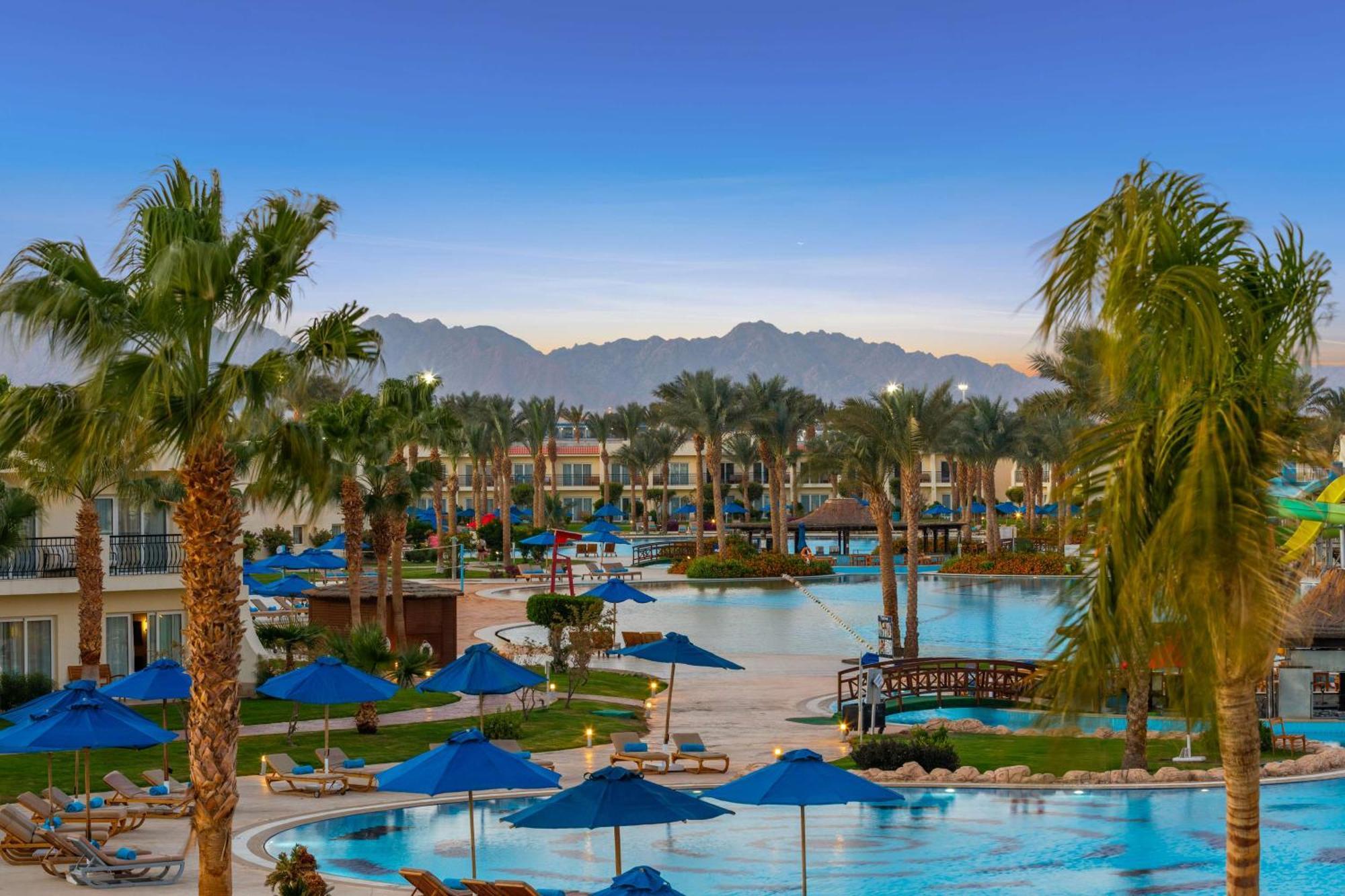 Doubletree By Hilton Sharks Bay Resort Шарм-еш-Шейх Екстер'єр фото