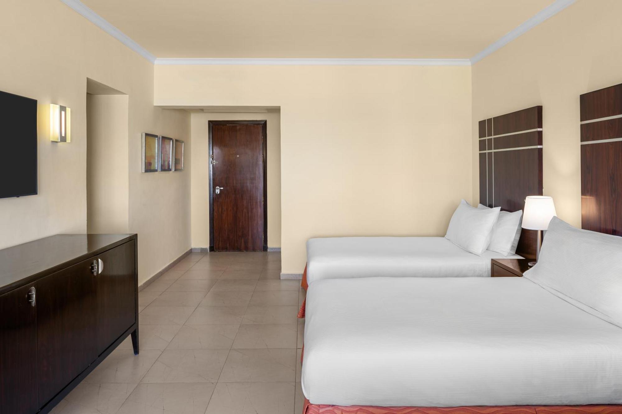 Doubletree By Hilton Sharks Bay Resort Шарм-еш-Шейх Екстер'єр фото